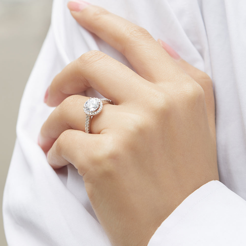 925 Sterling Silver Round Cut 7mm Cz Halo Ladies Ring