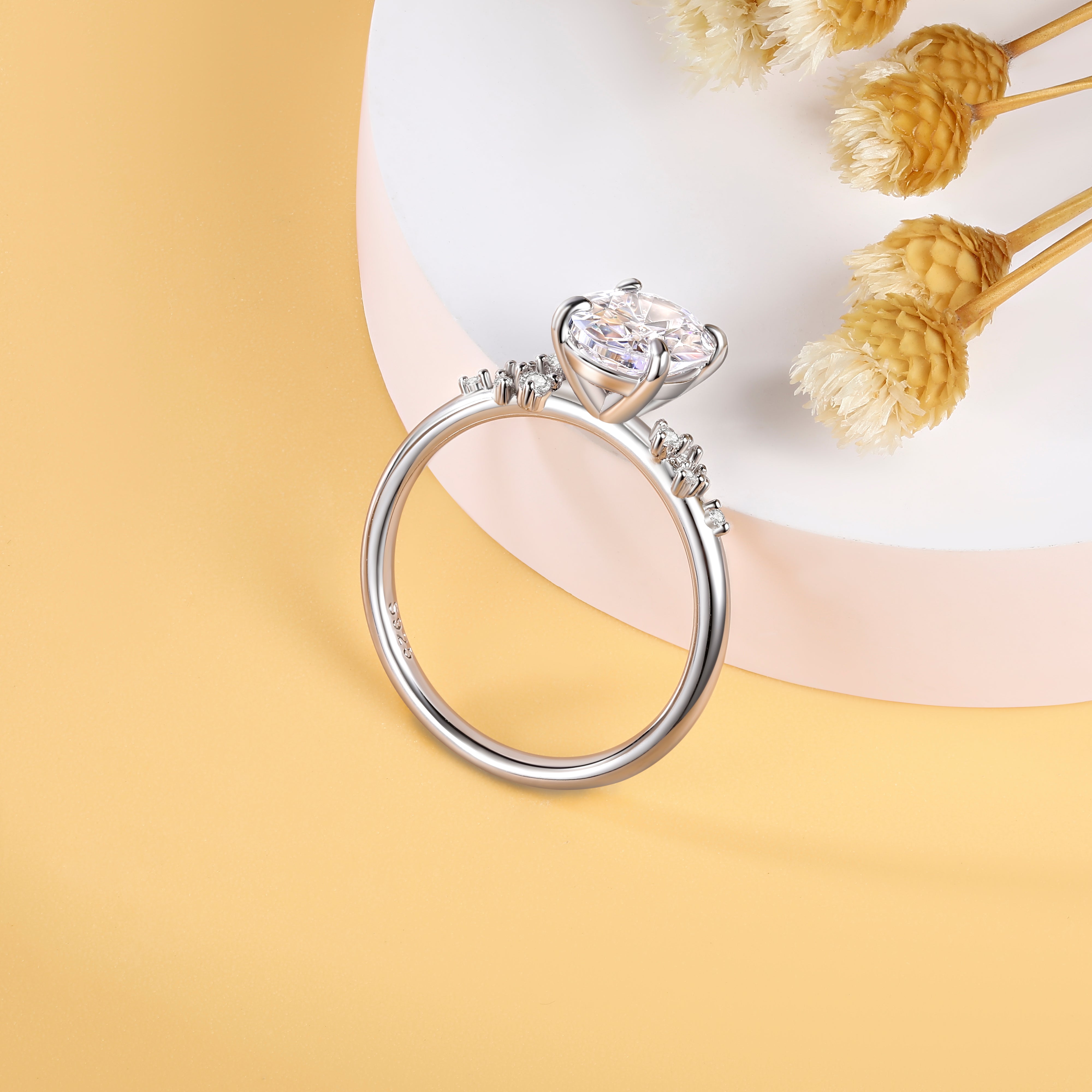 925 Sterling Silver 2ct Oval Cz Solitaire with Side Cz's Ladies Ring