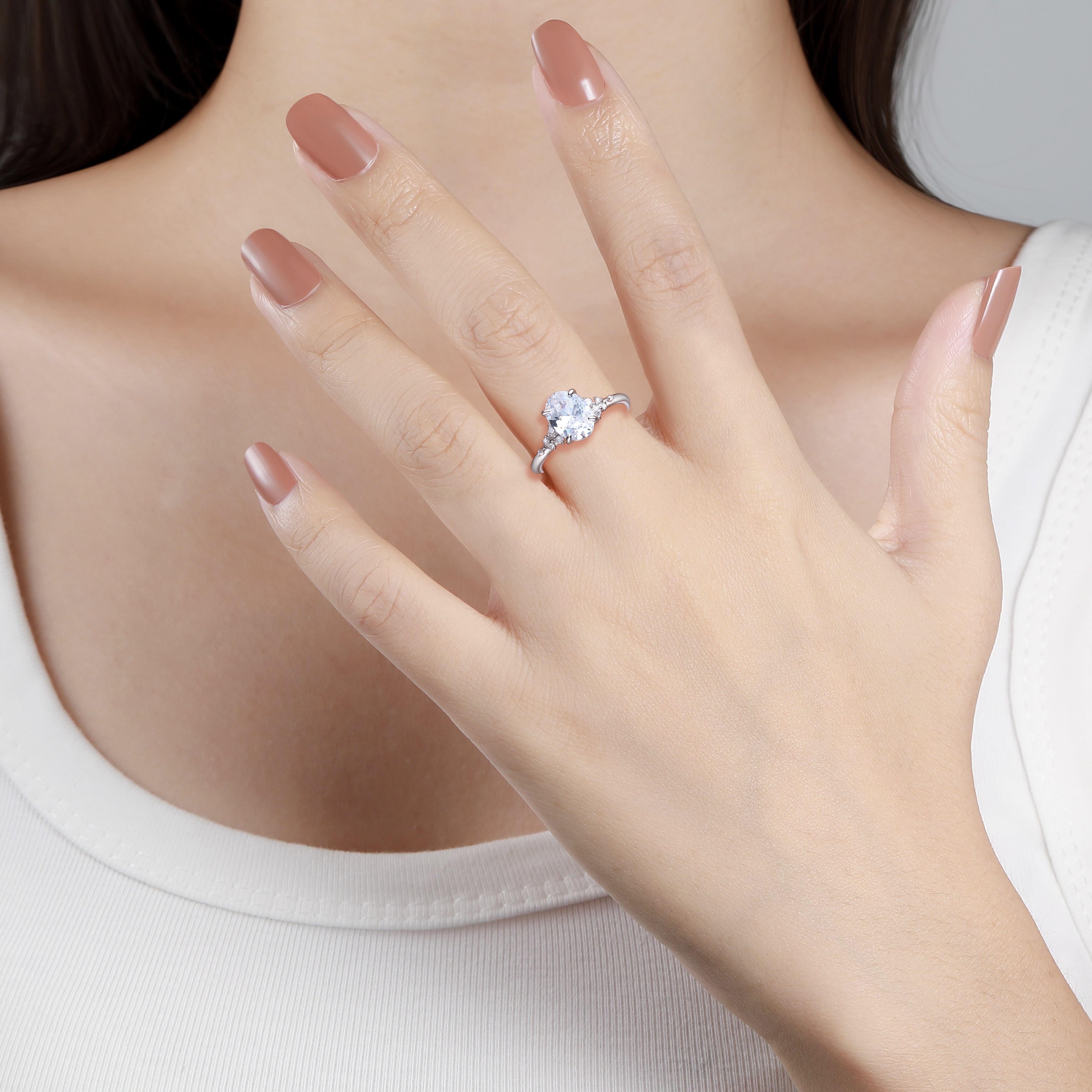 925 Sterling Silver 2ct Oval Cz Solitaire with Side Cz's Ladies Ring