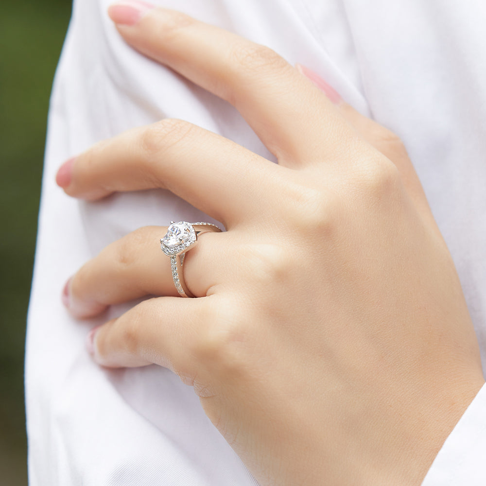 925 Sterling Silver Cz Heart Halo Ladies Ring