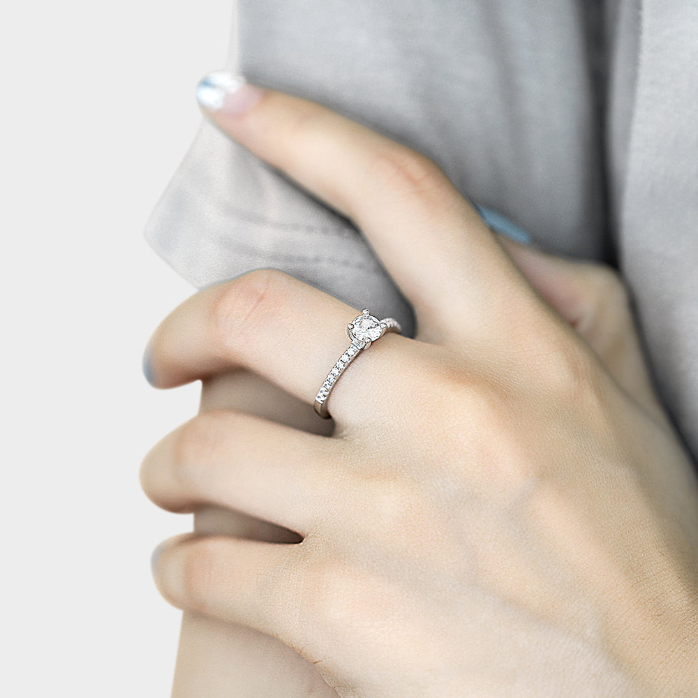 925 Sterling Silver Round Cz Solitaire with Cz Band Ladies Ring