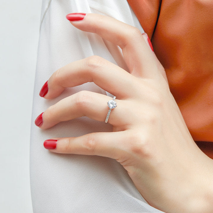 925 Sterling Silver 6mm Round Cz Solitaire Ladies Ring