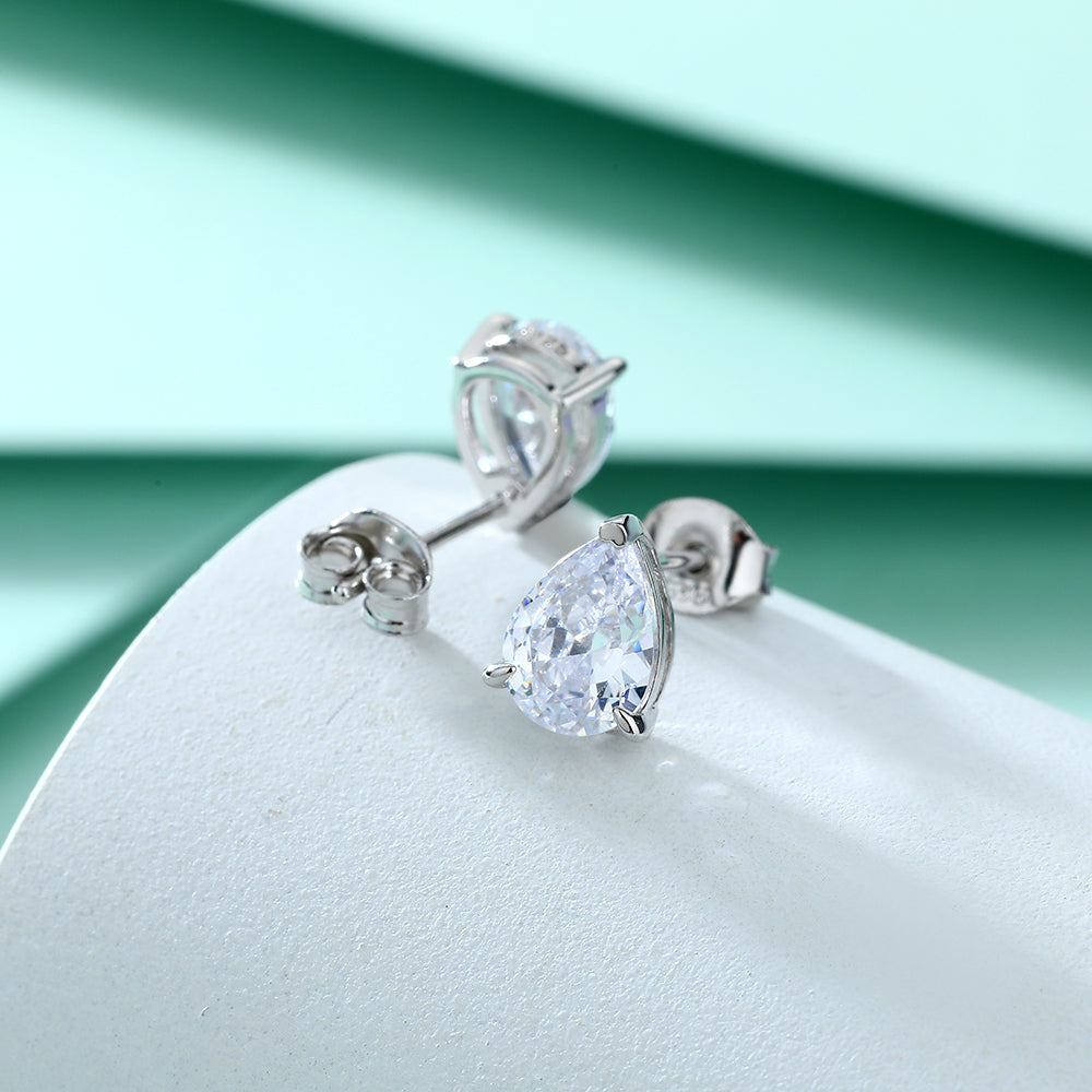 925 Sterling Silver 1.5ct Pear Cz Ladies Stud Earrings