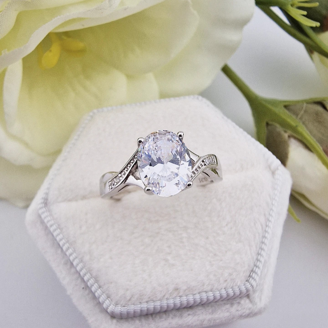 925 Sterling Silver Cz Oval Centre with Cz Twist Channel Set Band Ladies Ring