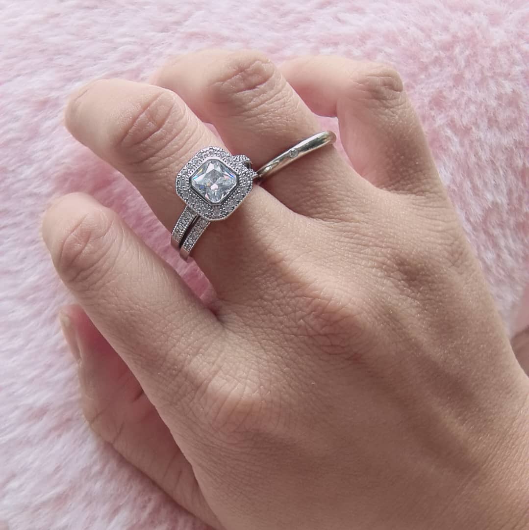 925 Sterling Silver Radiant Cut Cz Ladies Bridal Ring Set
