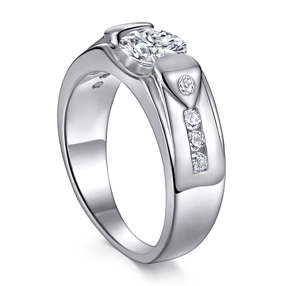 925 Sterling Silver Round Centre Cz with Cz's on the Band Gents Ring