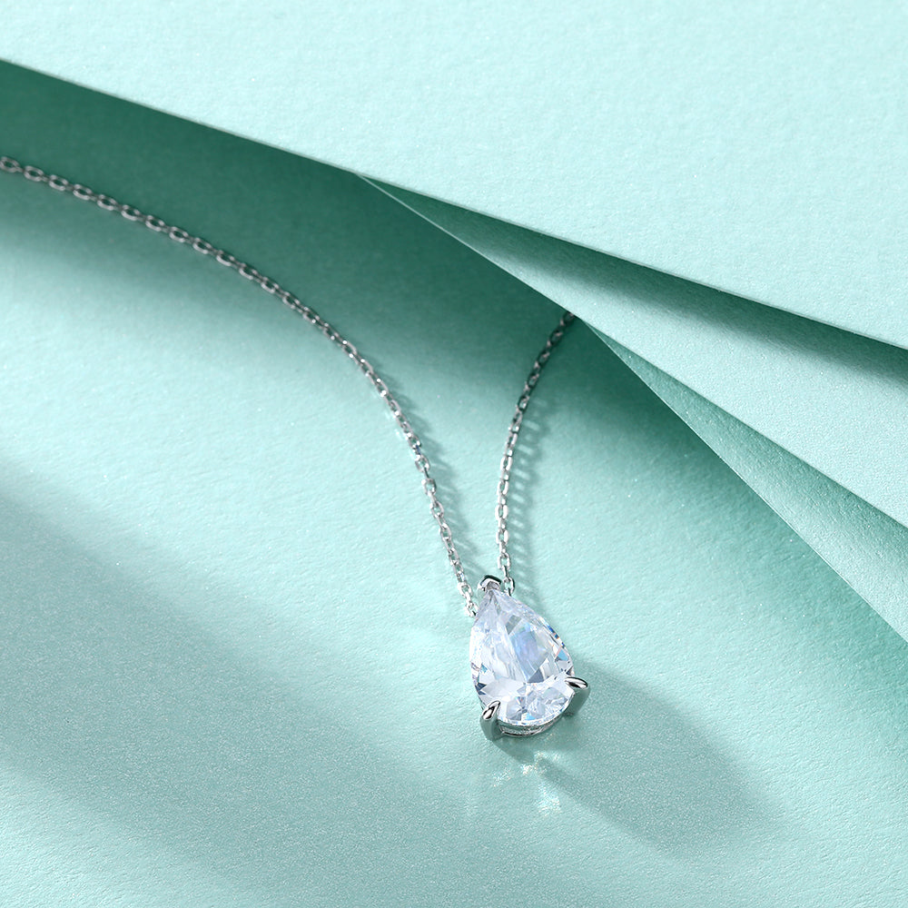 925 Sterling Silver 2.8ct Pear Cz Solitaire Ladies Pendant with Chain