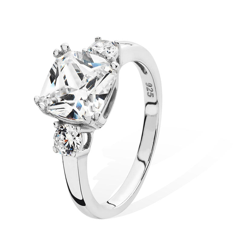 925 Sterling Silver Princess Cut Centre with Round Sides Ladies Trilogy Ring
