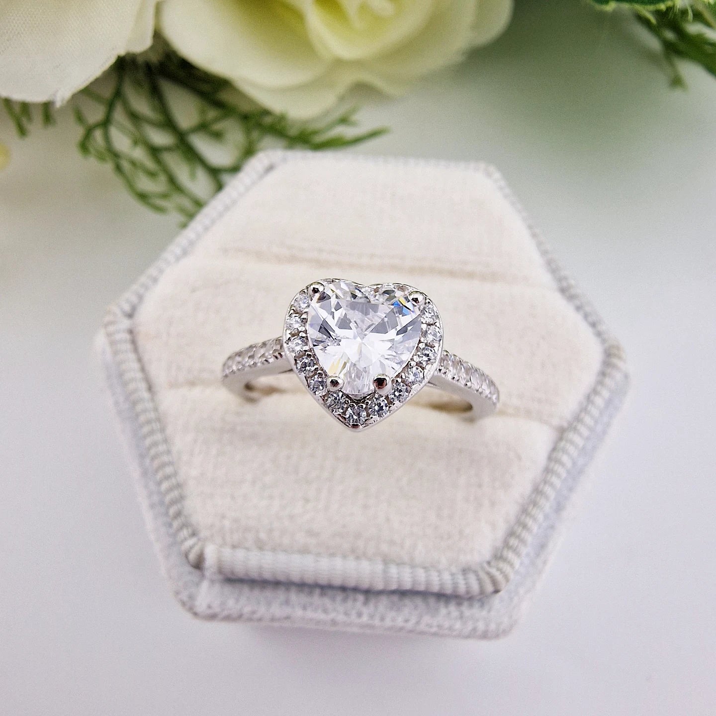 925 Sterling Silver Cz Heart Halo Ladies Ring