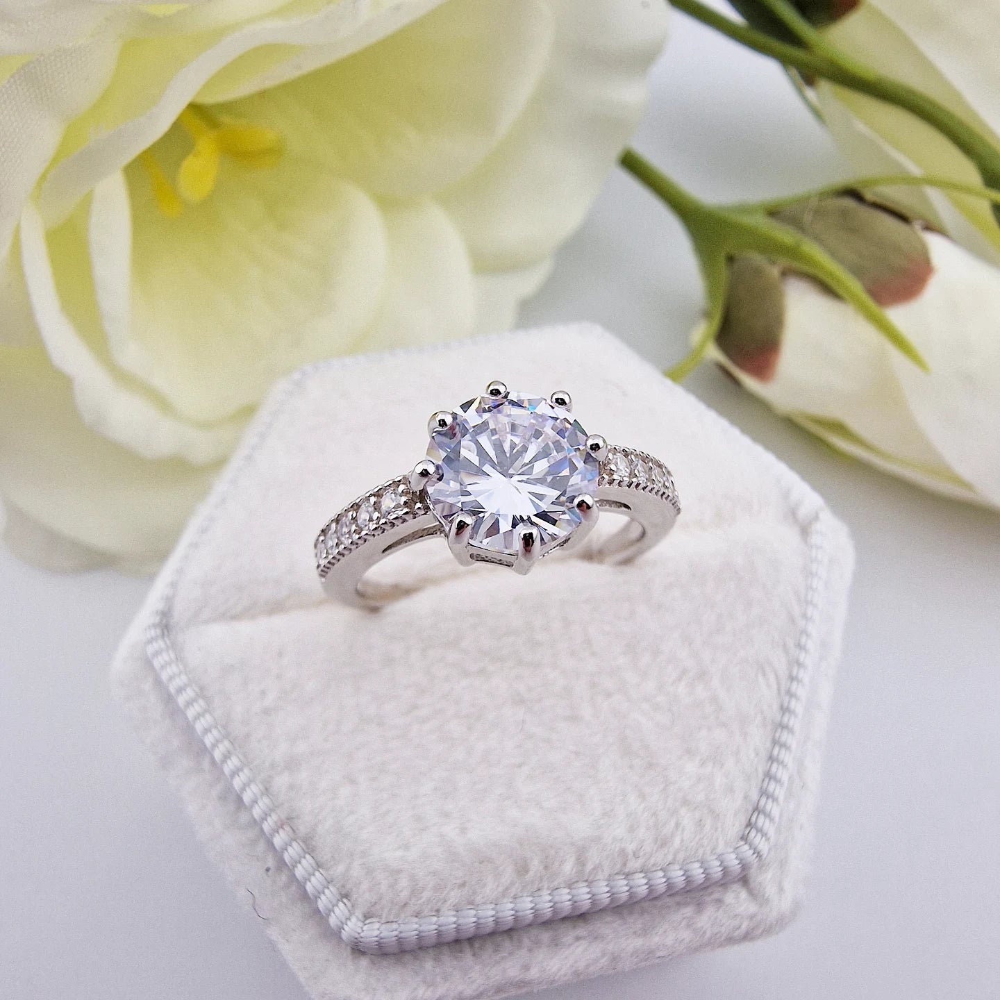 925 Sterling Silver 6 Prong Round Cz Ladies Solitaire Ring
