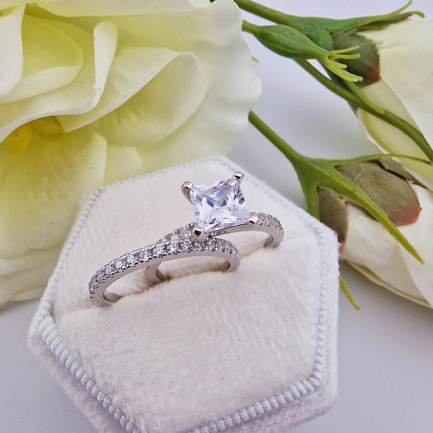 925 Sterling Silver Princess Cut Cz Ladies Bridal Ring Set