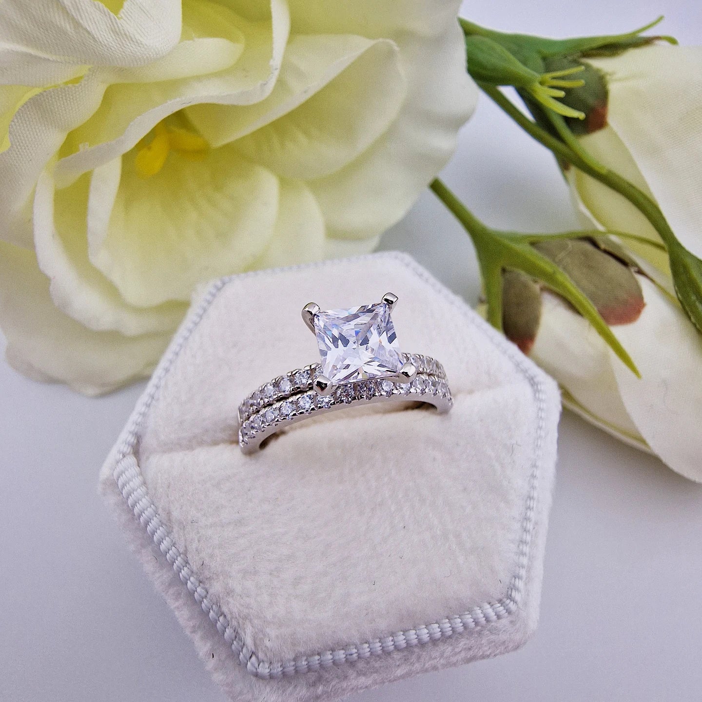 925 Sterling Silver Princess Cut Cz Ladies Bridal Ring Set