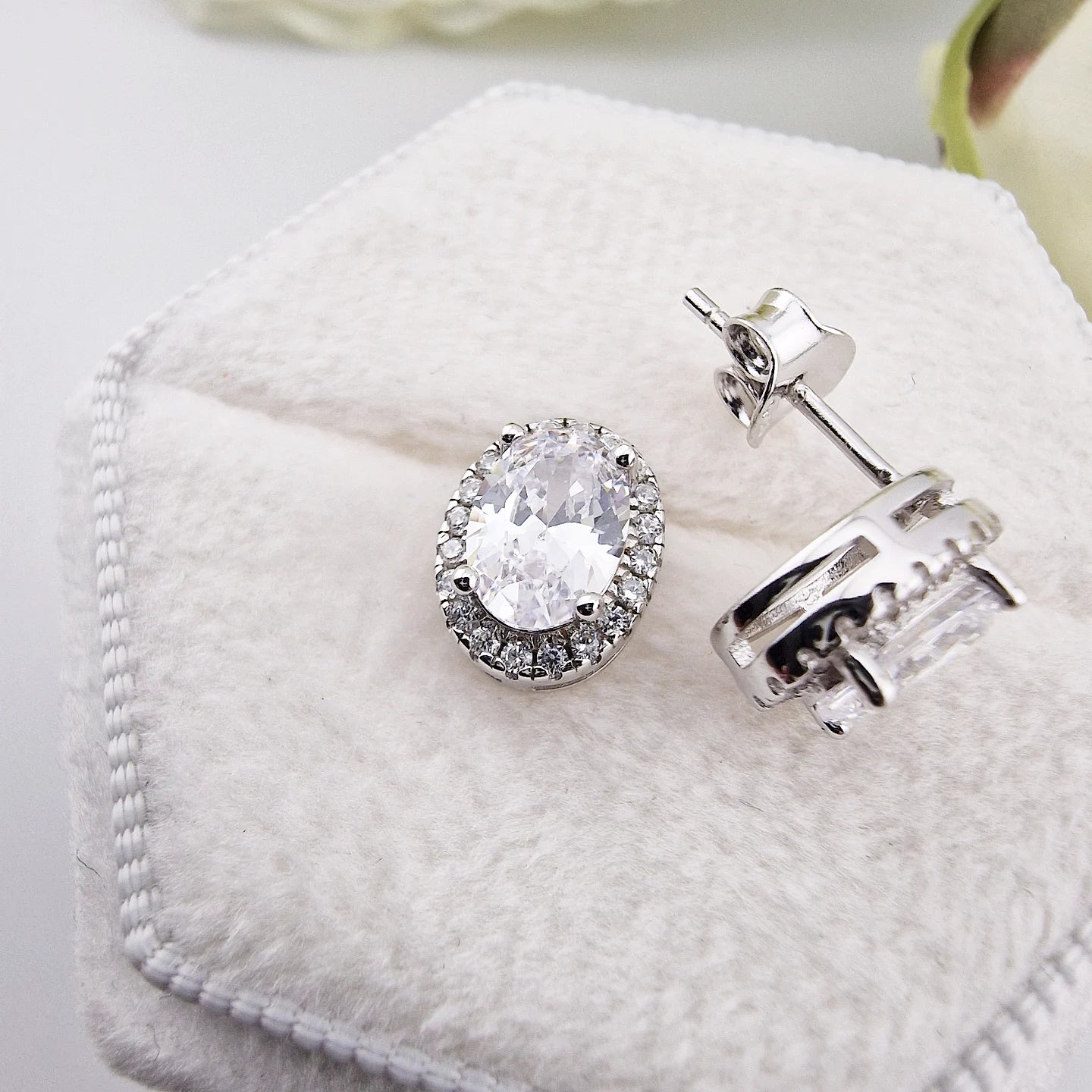 925 Sterling Silver Cz Oval Halo Ladies Stud Earrings