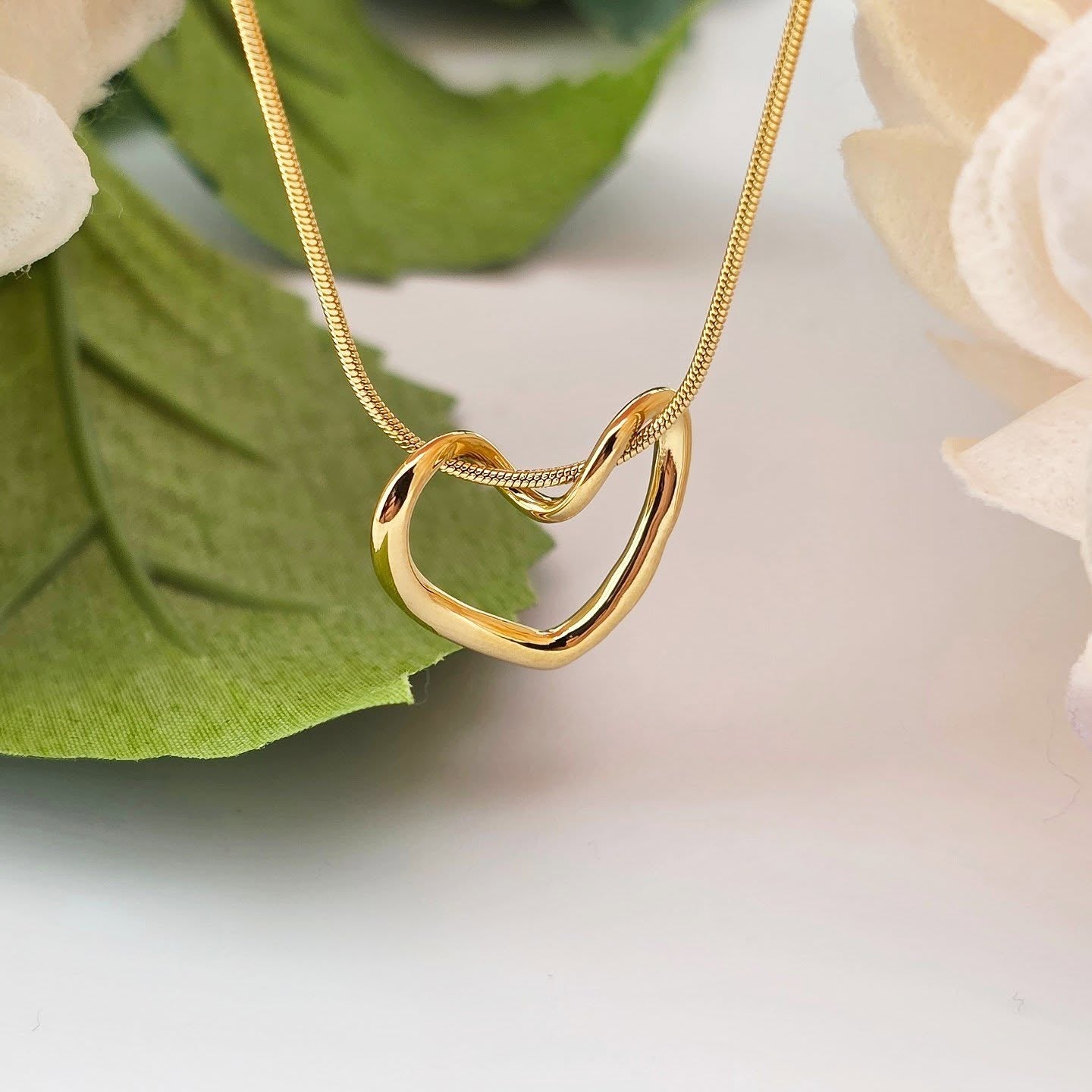 Gold-Tone Stainless Steel – Minimalist Open Heart Necklace